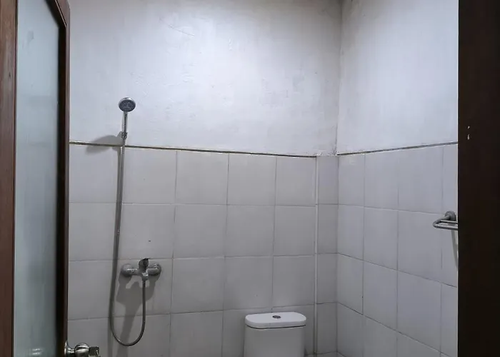 Kamasan House بيت ضيافة *
